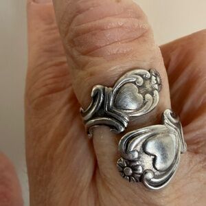 Vintage Avon Treasured Hearts Sterling Silver Spoon Ring
